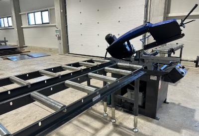 Mašina za sečenje metala Pilous